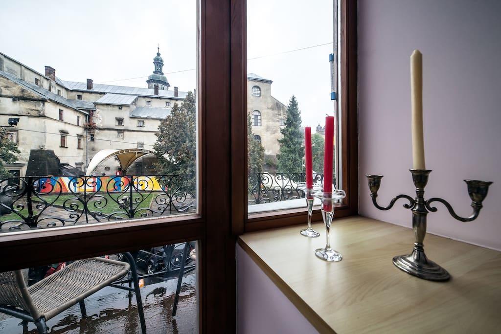 Romantic Apartments - Оn Valova Street 利沃夫 外观 照片